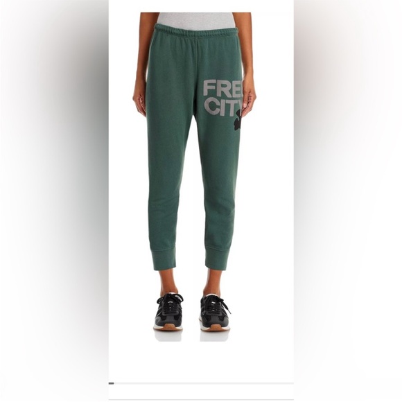 Free City 3/4 joggers - Picture 1 of 4